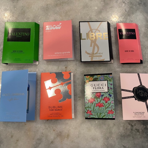 8-pc Women's Fragrance Bundle + Makeup Case - Picture 2 of 3